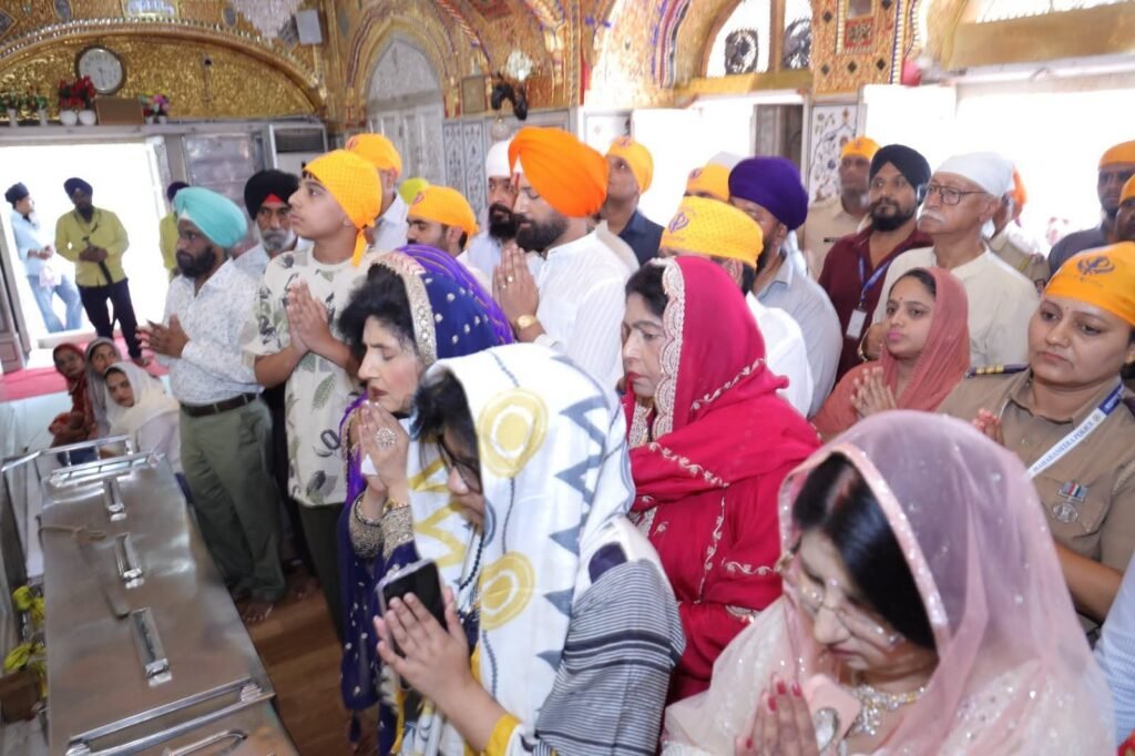 तख्त श्री हजूर साहिब में चिराग पासवान ने टेका माथा, देश की सुख-समृद्धि के लिए की प्रार्थना Takht Sri Hazur Sahib patna sahib