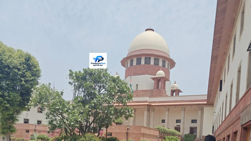 अयोध्या के श्री राम मंदिर परिसर का दृश्य, जहां मंदिर ट्रस्ट से जुड़े मामले को लेकर सुप्रीम कोर्ट में याचिका दायर की गई।