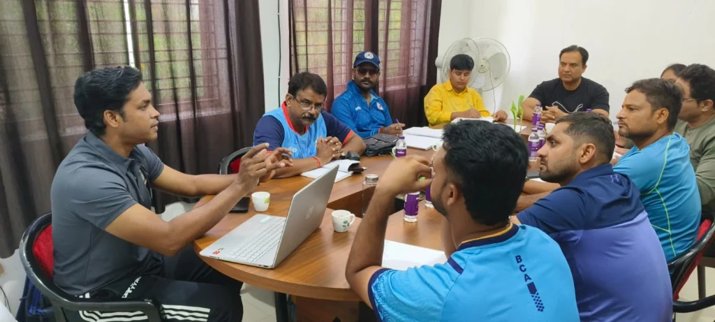 प्रशिक्षण के दौरान खिलाड़ियों की मानसिक तैयारी, लंबे समय तक शारीरिक क्षमता बनाए रखने, पर्याप्त नींद, हाइड्रेशन और रिकवरी के महत्व पर भी जोर दिया गया।