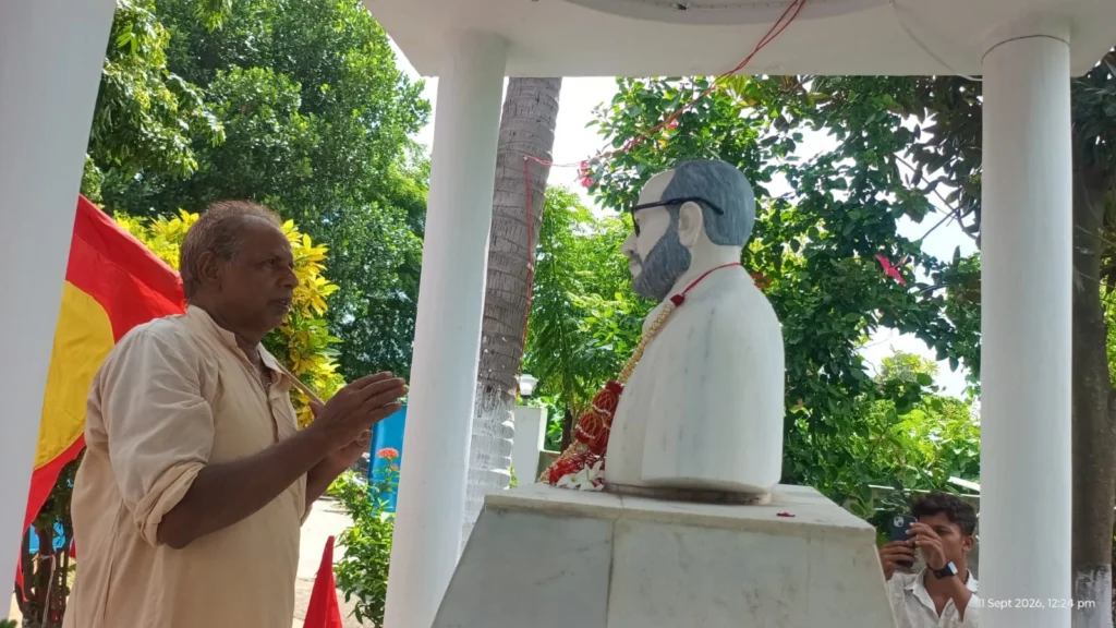 डॉ. विनयन द्वारा बनाए गए जन मुक्ति आंदोलन के माध्यम से आज भी भूमिहीनों के आवास के लिए पांच डिसमिल जमीन